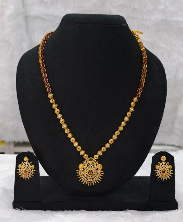 Antique Finished Ruby Feather Royale Haram