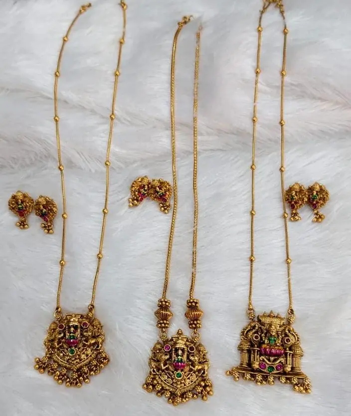 Antique Finished Pendant Set With Earring 