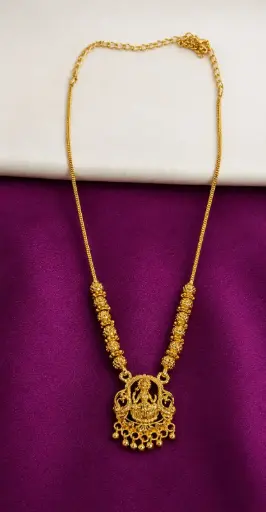 One Gram Gold Polish  forming short Necklace Chain